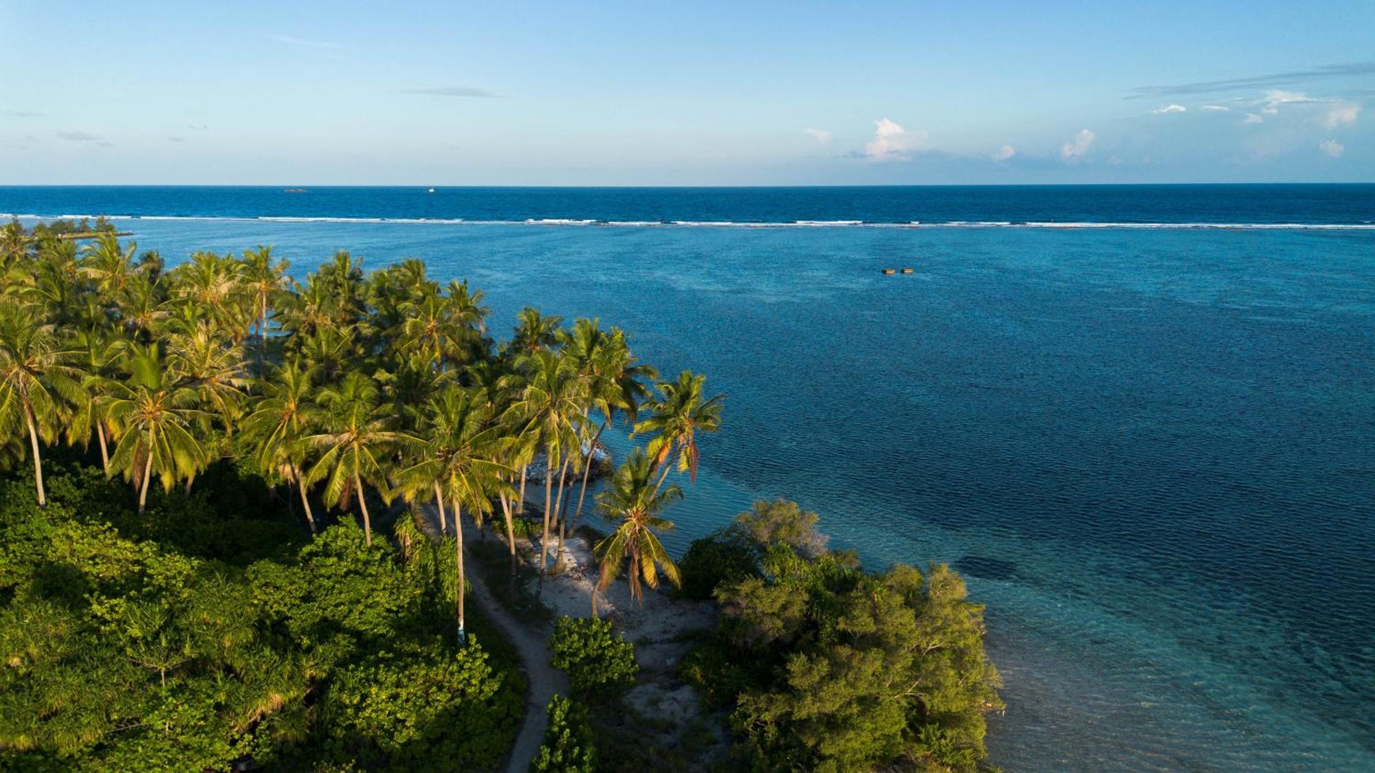 Dhiffushi Inn Exterior foto